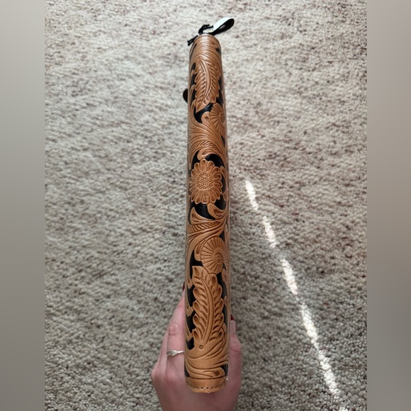 Leather & Cowhide portfolio - Picture 6 of 7